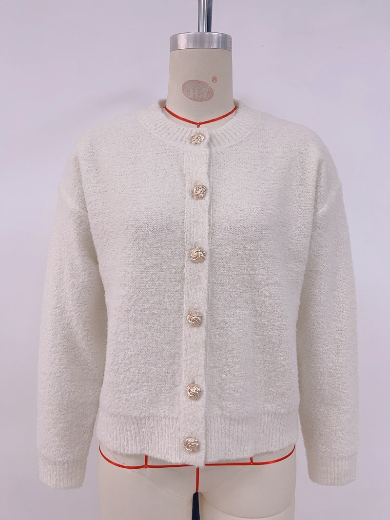 Round Neck Button Solid Color Sweater Knitwear