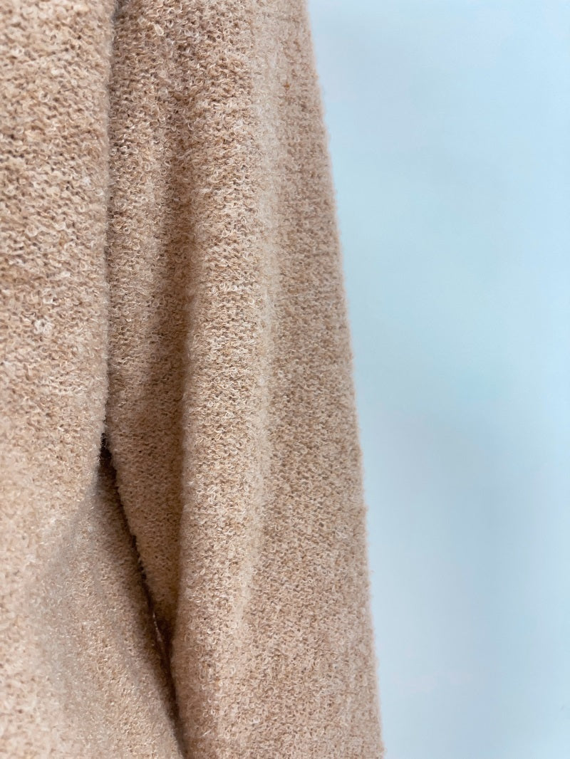 Round Neck Button Solid Color Sweater Knitwear